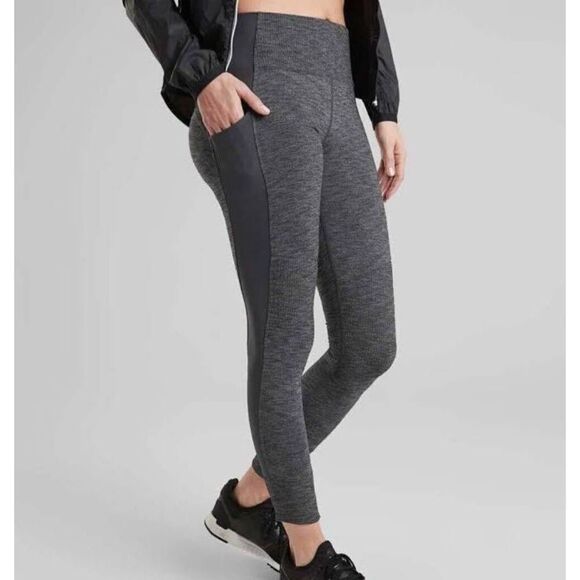 ATHLETA High line Hybrid Summited Tight Size 2P - Picture 1 of 4